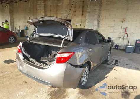 2019 Toyota Corolla Le z USA, uszkodzony, nr VIN 2T1BURHE5KC141740